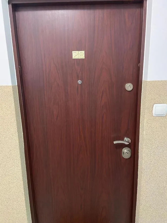 Burgaska 5 Xl Size Apartment Warsaw 0*,  Poland
